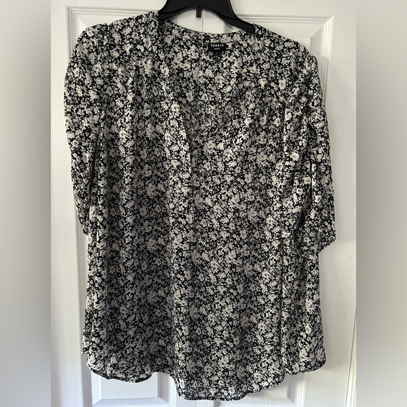 torrid Tops - Torrid Black 3/4 Sleeve Notched Collar Blouse